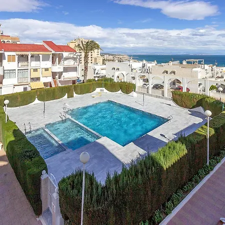 Apartment 1 Bedroom Cozy In Torrevieja