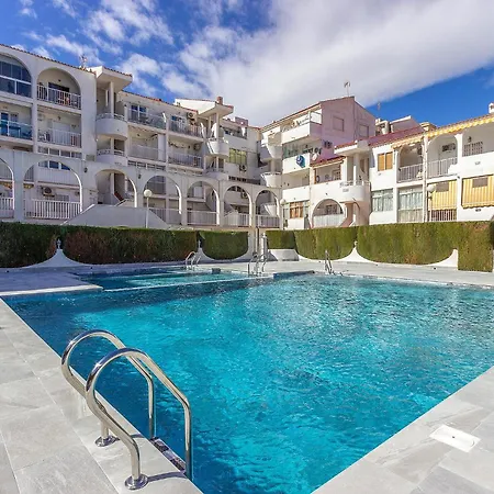 Apartment 1 Bedroom Cozy In Torrevieja